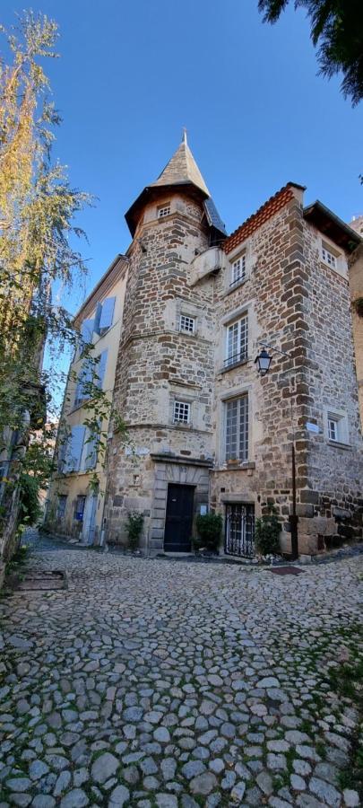 Le Puy-en-Velay Maison Au Loup - Superbe Ancien Hotel Particulier Du Xvie Siecle Au Coeur De La Vieille Ville Du Puy المظهر الخارجي الصورة